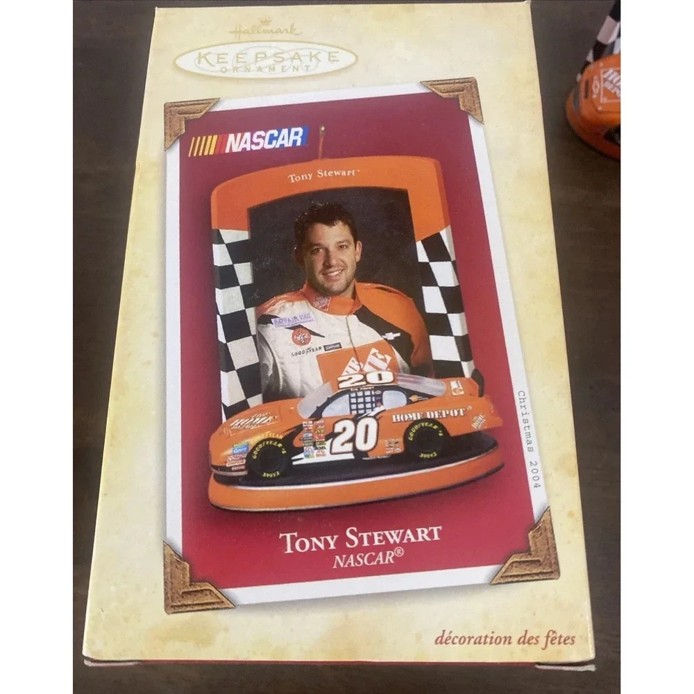 Hallmark Keepsake Ornament 2004 Tony Stewart *‎ NASCAR
